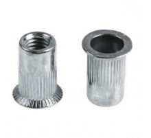 Заклепка гаечная с насечками цилиндрическая с внутренней резьбой и потайным бортиком, M8x1.25x18 мм (0.8-4 мм)