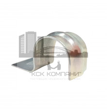 F-CM31-32 Skoba odnolapkovaya metallicheskaya oczinkovannaya (SHirokaya)