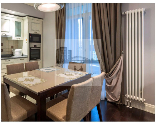 Трубчатый радиатор 2180/08, 8 секции, 1/2, белый, вертикальный, нижнее подключение