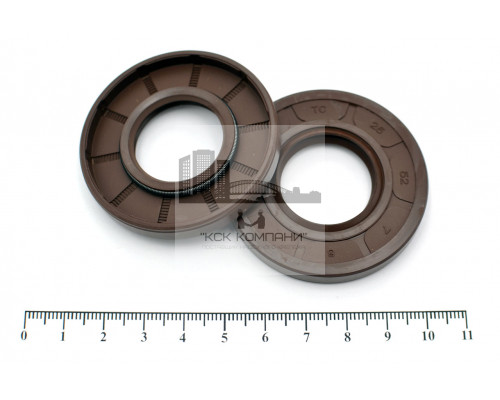Сальник (манжета армир.) фторкаучук TC 25х52х7 FKM75